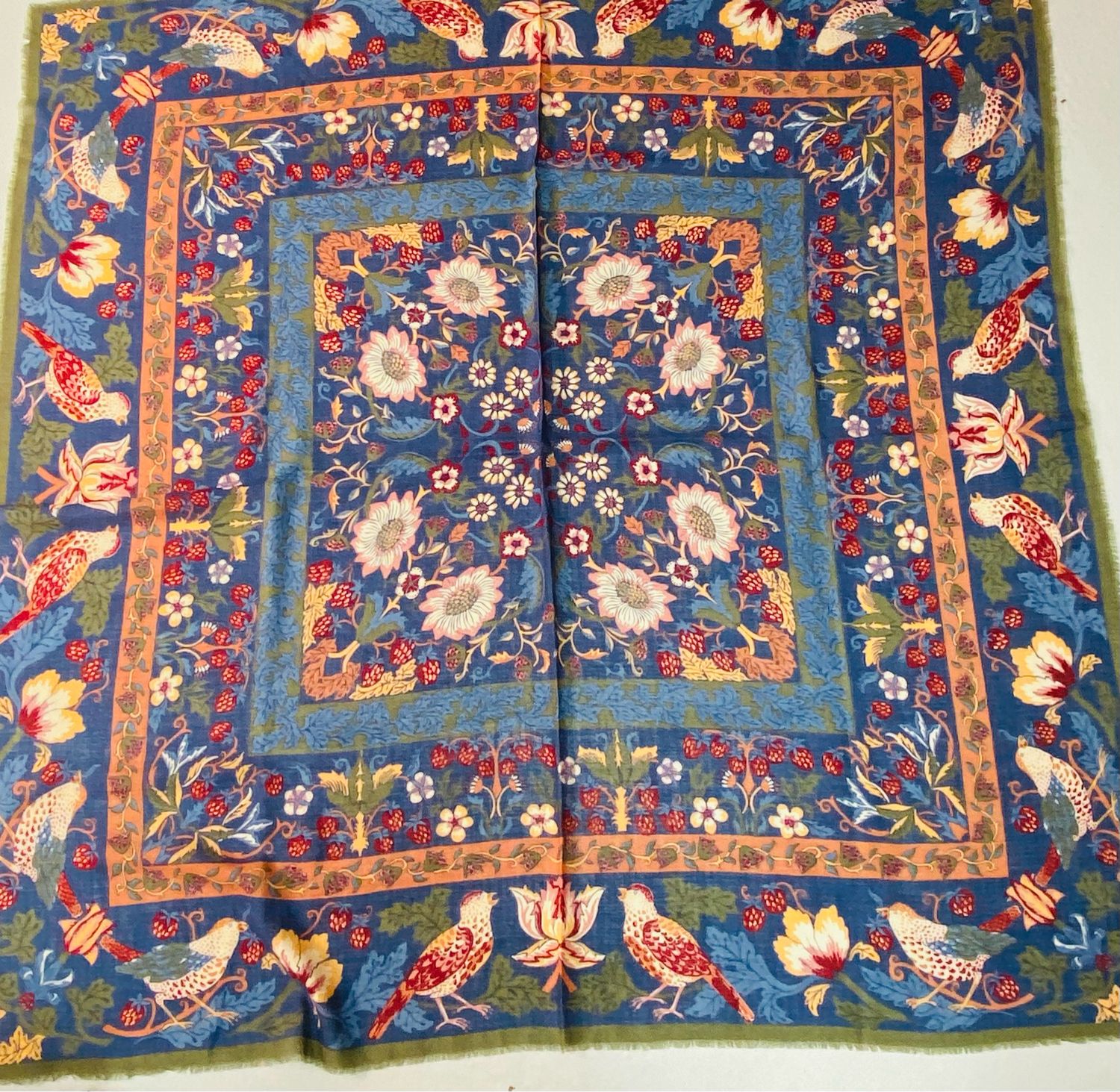 PAST TIMES fine wool large scarf/ shawl