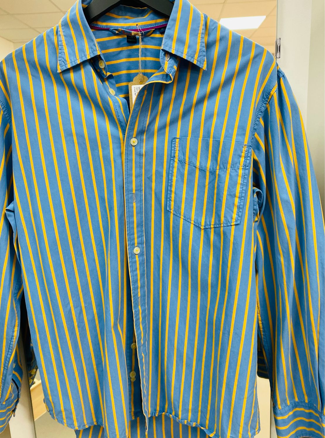 SALE // BODEN men shirt size M chest 40&quot;