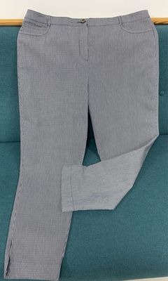 JAEGER ladies trousers size 16 UK