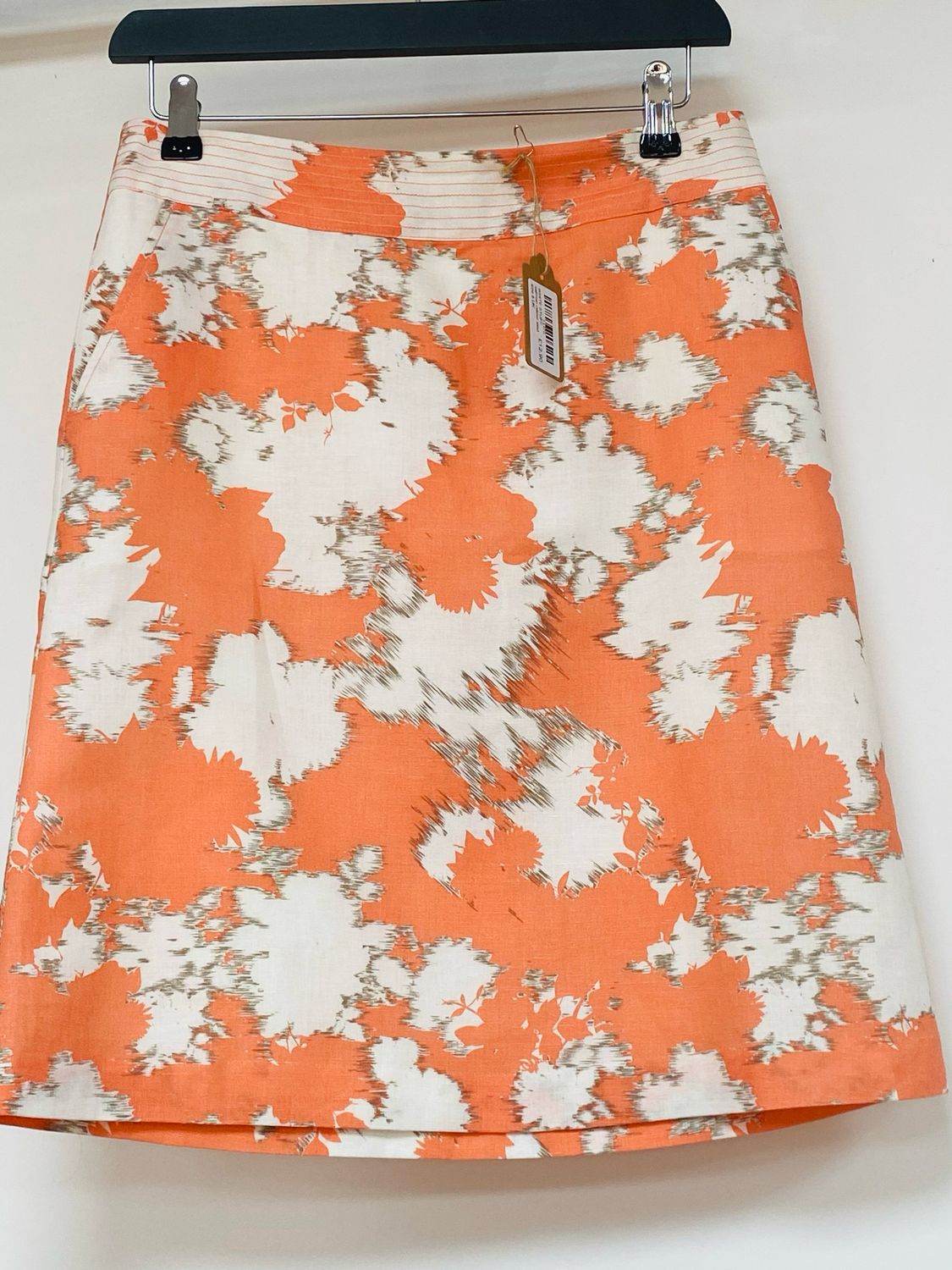 WHITE STUFF salmon colour skirt size 8 UK