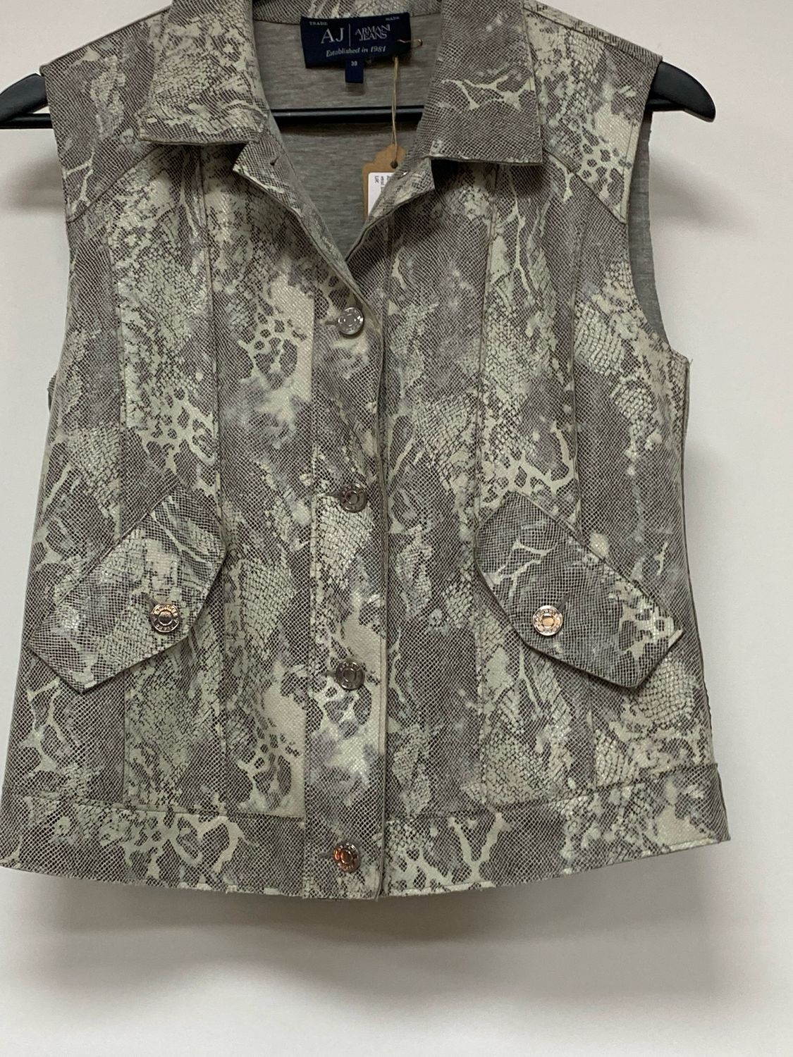 ARMANI JEANS vest size 38 / 10 UK