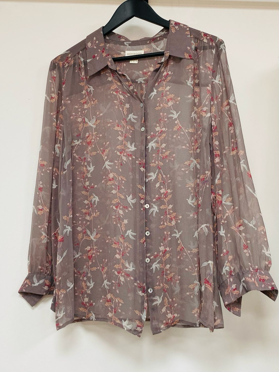 MONSOON 100% silk blouse size 16 (UK)