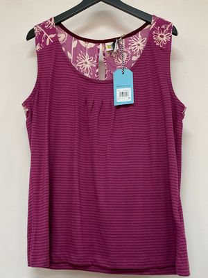WEIRDFISH Jersey vest new with tags size 18(UK)