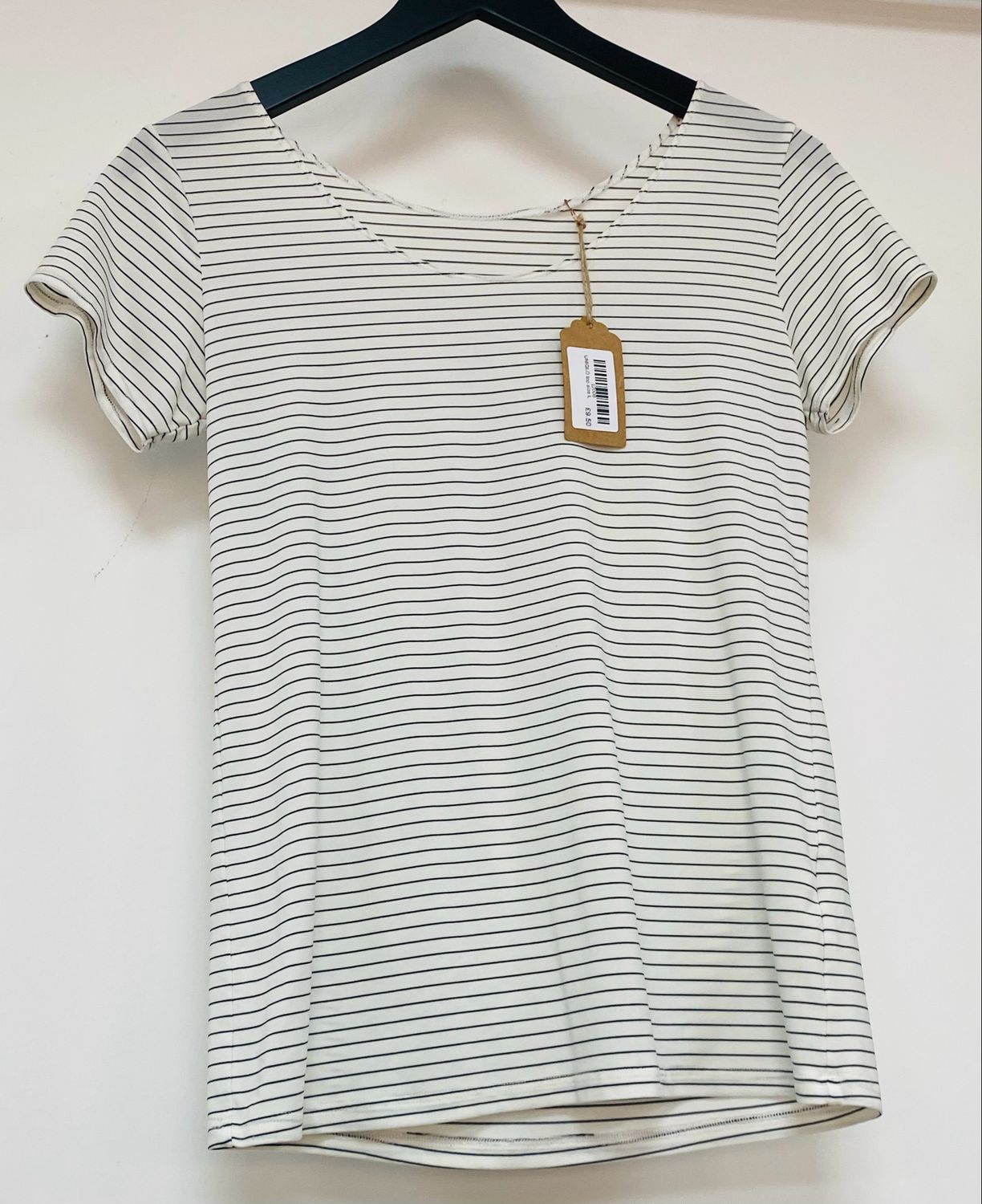 UNIQLO top size Medium