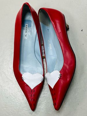 vintage ANNIE &#39;O&#39; kitten heels size 37 (4 UK)