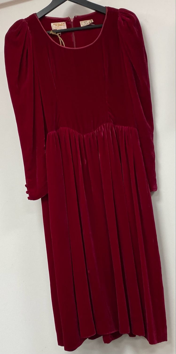 vintage TRICOVILLE velvet dress size 14 UK