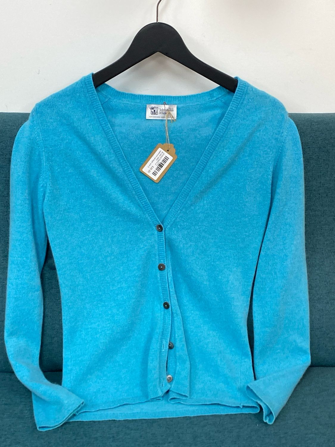 JOHNSTONES of ELGIN 100% cashmere cardigan size S