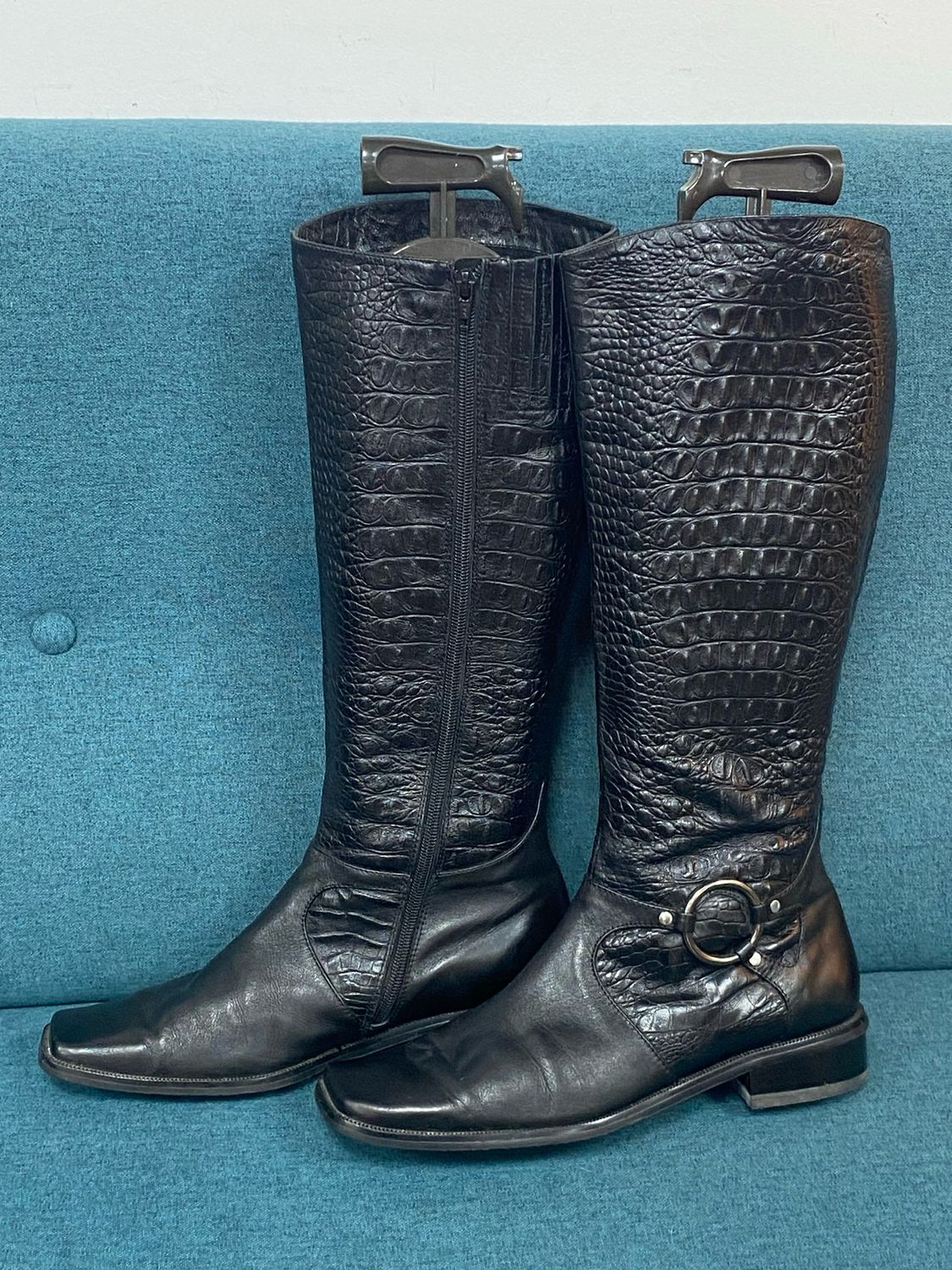 TAMARIS real leather boots size 40 ( UK 6.5)