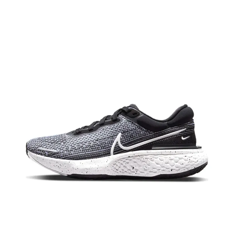 Nike ZoomX Invincible Flyknit White Black