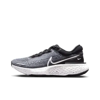 Nike ZoomX Invincible Flyknit White Black