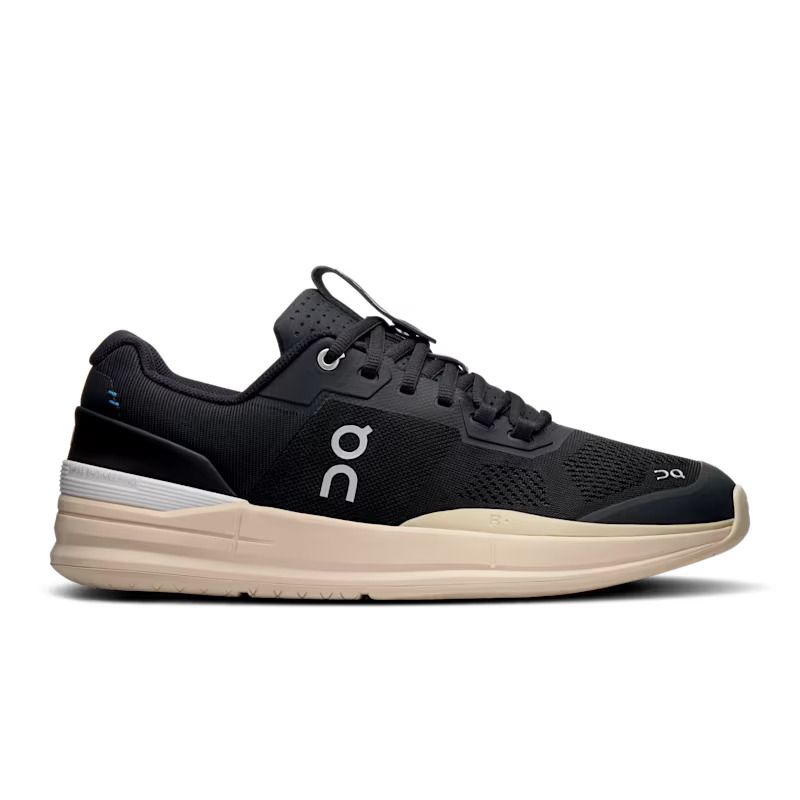 On The Roger Pro Black | Sand