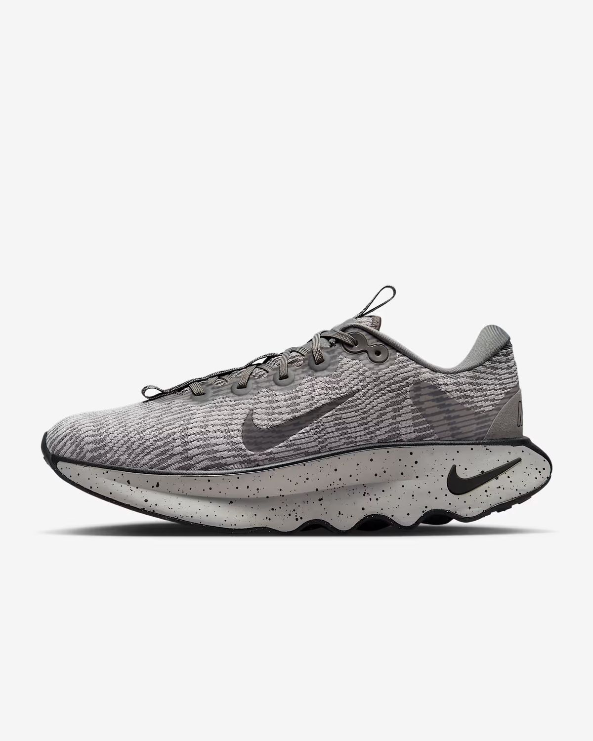 Nike Motiva