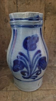TRIPLE COBALT BLUE FLOWER DESIGN ON ANTIQUE STONEWARE PITCHER OLD FARM JUG POTTERY CROCK POT WITH HANDLE &amp; SPOUT