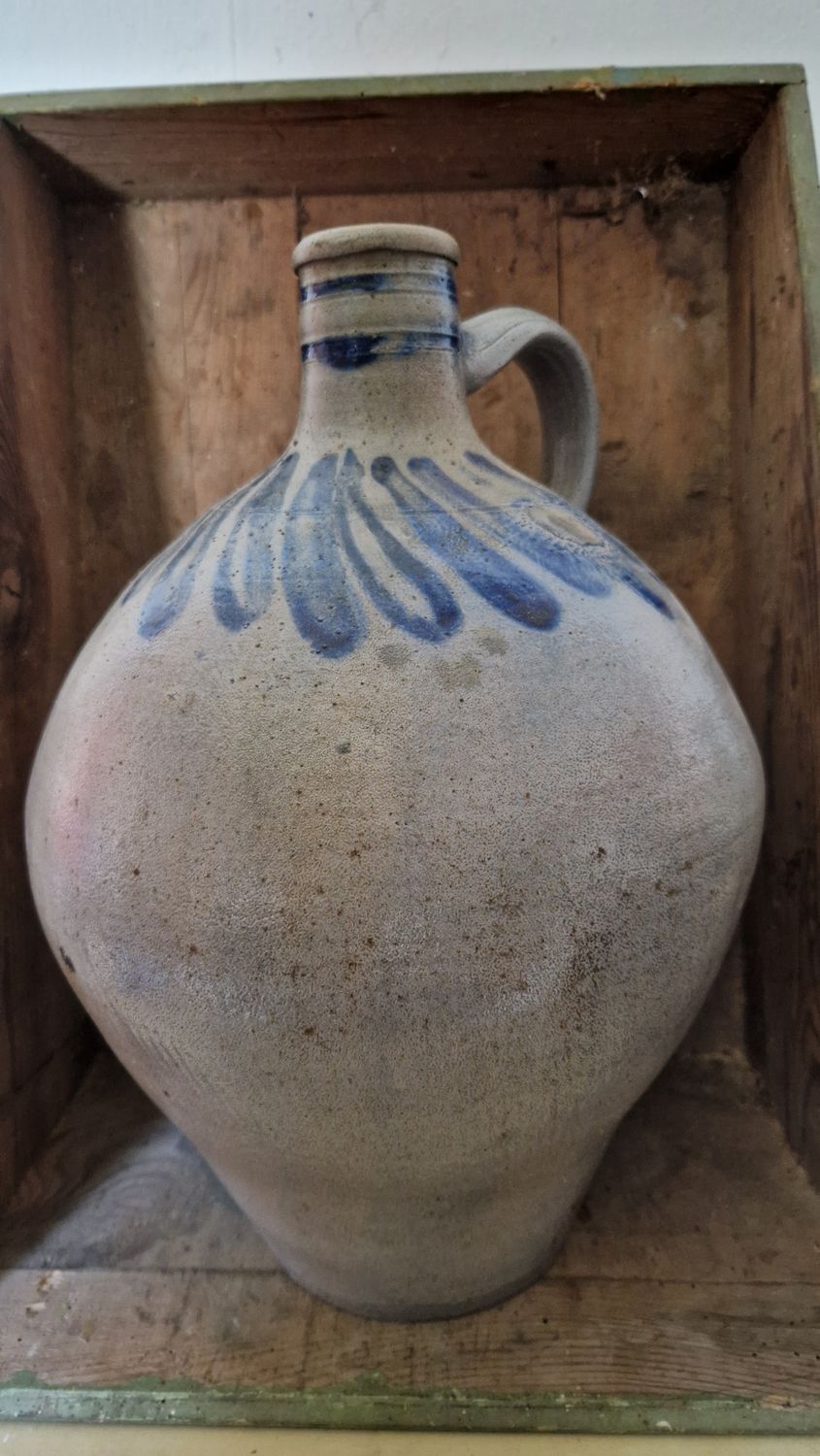HUGE 2 GAL 1850 ANTIQUE STONEWARE OVOID JUG WITH WONDERFUL COBALT BLUE DESIGN AND BEAUTIFULLY COMBED SALT GLAZED