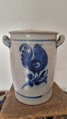 BIRD &amp; ROOSTER DESIGN ON 1850 HUUUGE 7 GAL ANTIQUE STONEWARE CROCK COBALT BLUE  JAR PRIMITIVE SALT GLAZED