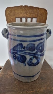 LARGE 13&quot; ANTIQUE 3 GALLON COBALT BLUE STONEWARE CROCK POTTERY JAR POT BEAUTIFUL FLORAL DESIGN