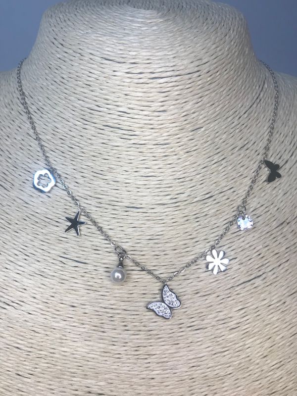 Collar de acero