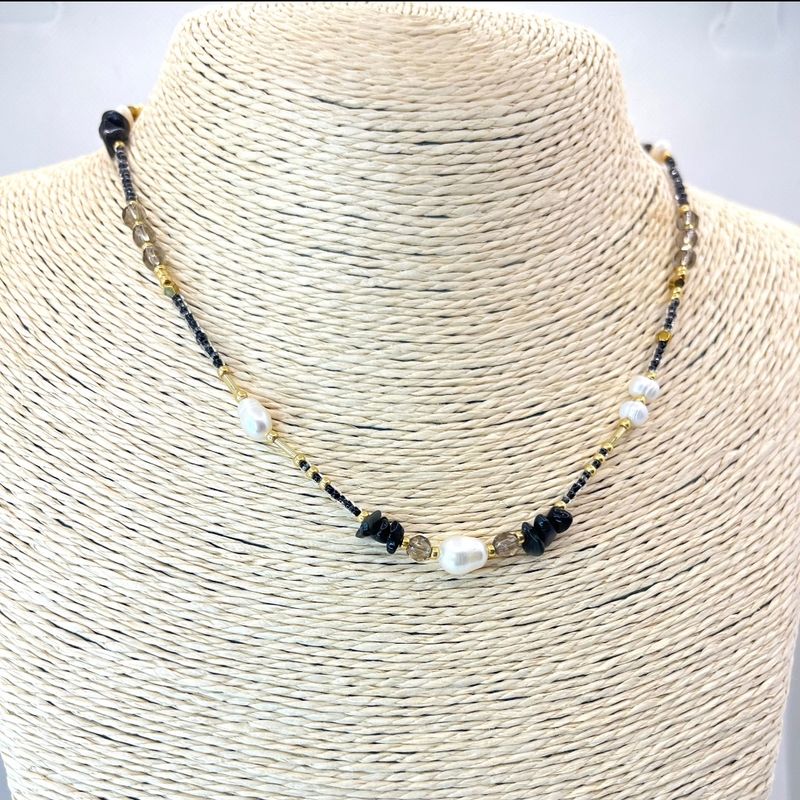 collar bañado en oro de 14k con turmalina mas perlas