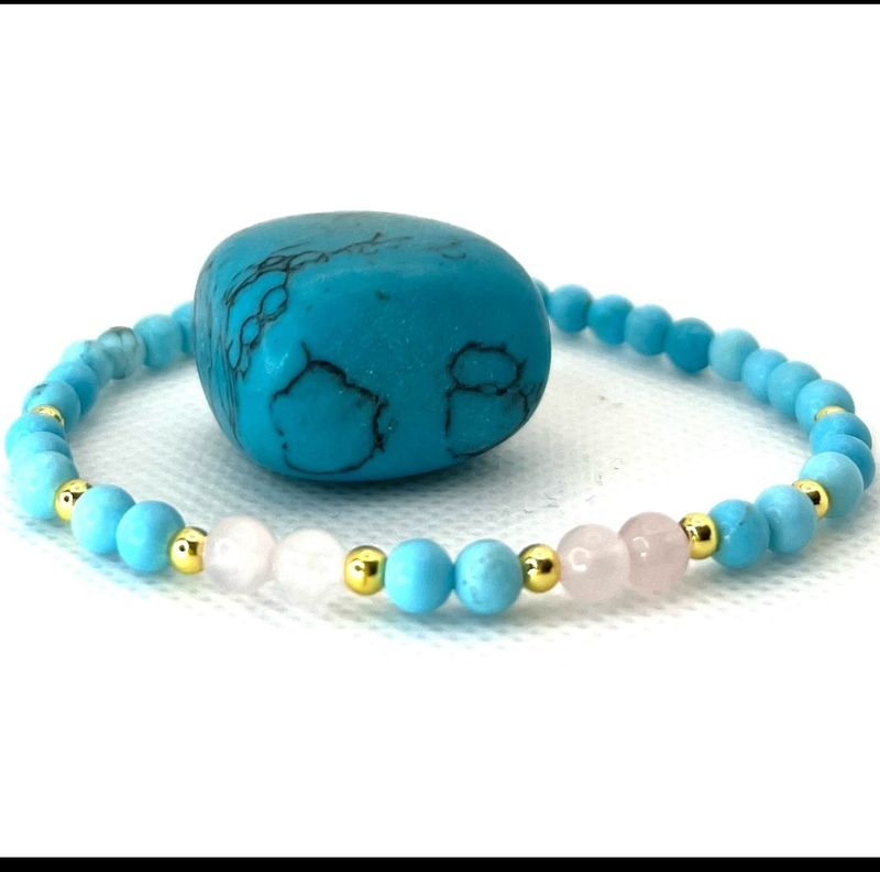 Pulsera piedra natural piedra turquesa con oro 18 k