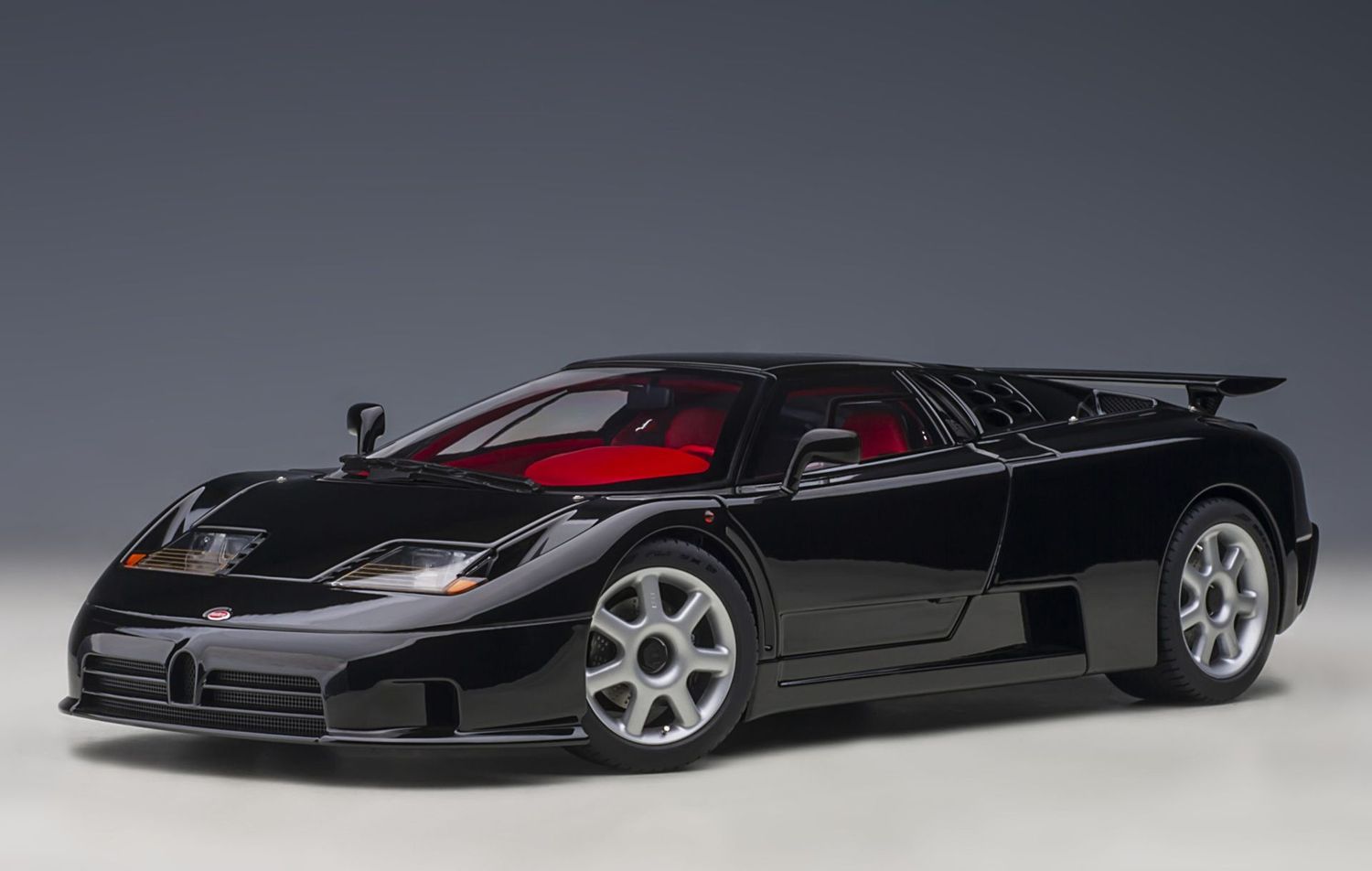 Bugatti EB110 SS - BLACK GLOSS