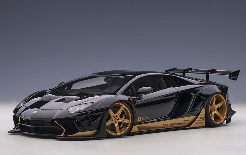 Lamborghini Aventador LB Works - BALCK / GOLD