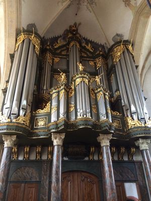 Organ sheet music