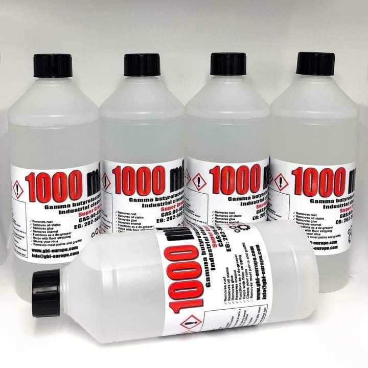 Effortlessly clean your wheels with GBL Wheel Cleaner. Removes brake dust and grime, restoring shine. Safe for all wheel types. So Perfect Shop now!
