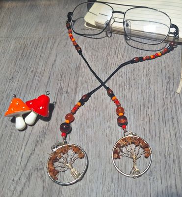 Thingymabobs: Glasses Chains