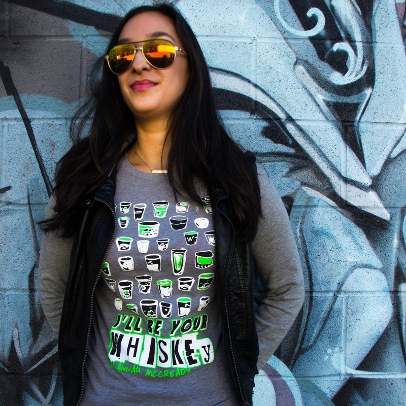 Crew Neck-t  - &quot;I&#39;ll Be Your Whiskey&quot;