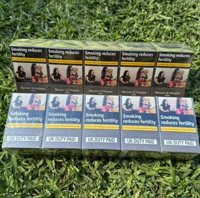 Benson &amp; Hedges Gold (Plain Package)