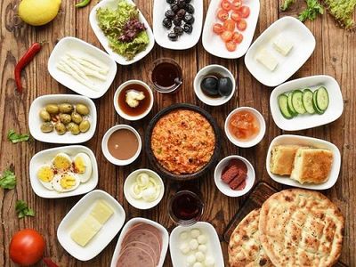 Frühstück صبحانه