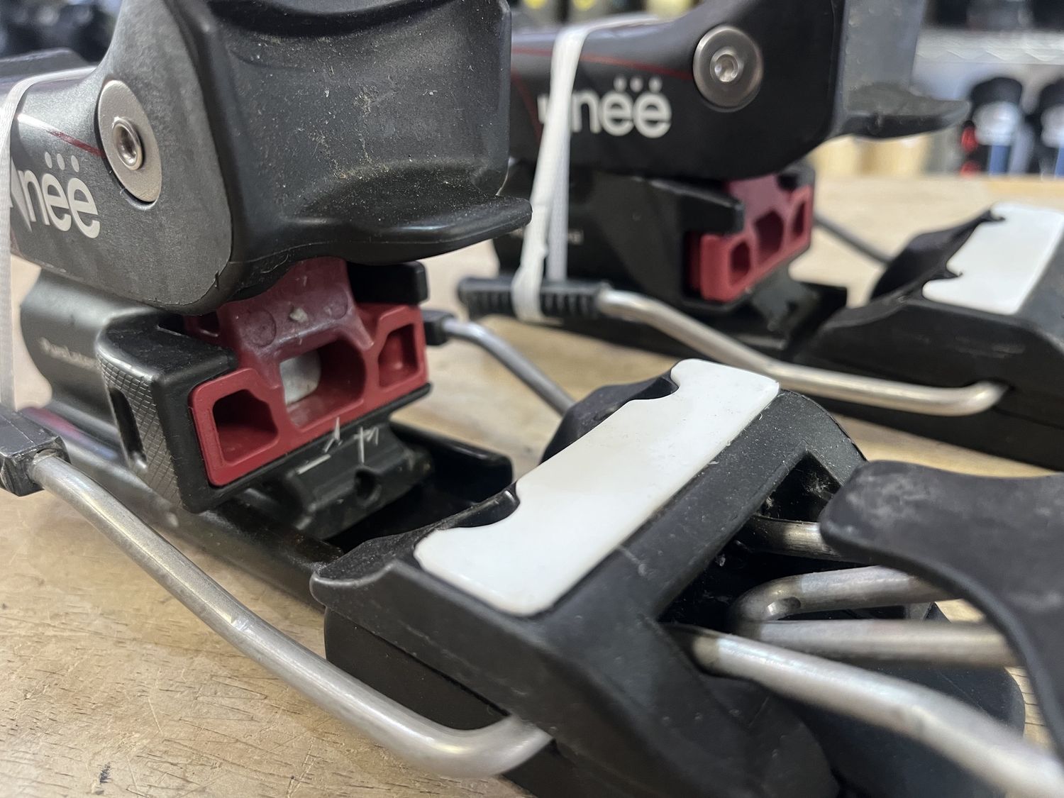 Used Knee Bindings - 80mm