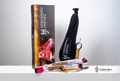 Gift set · Acorn-fed Iberian shoulder DOP Guijuelo · Hernández Jiménez
