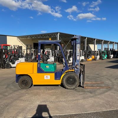 5t Komastu Diesel Forklift