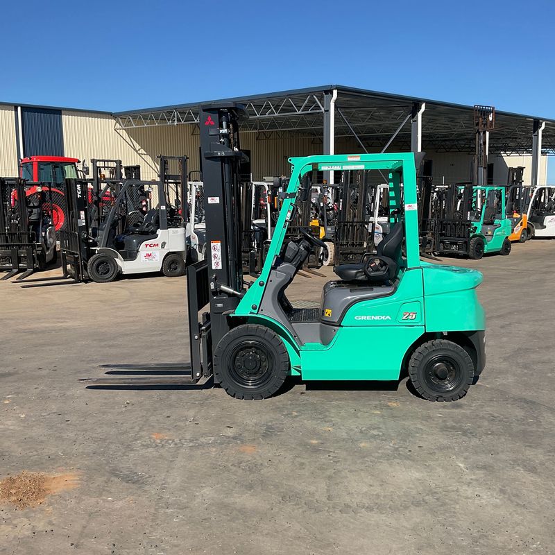 2.5 New Mitsubishi Diesel Forklift