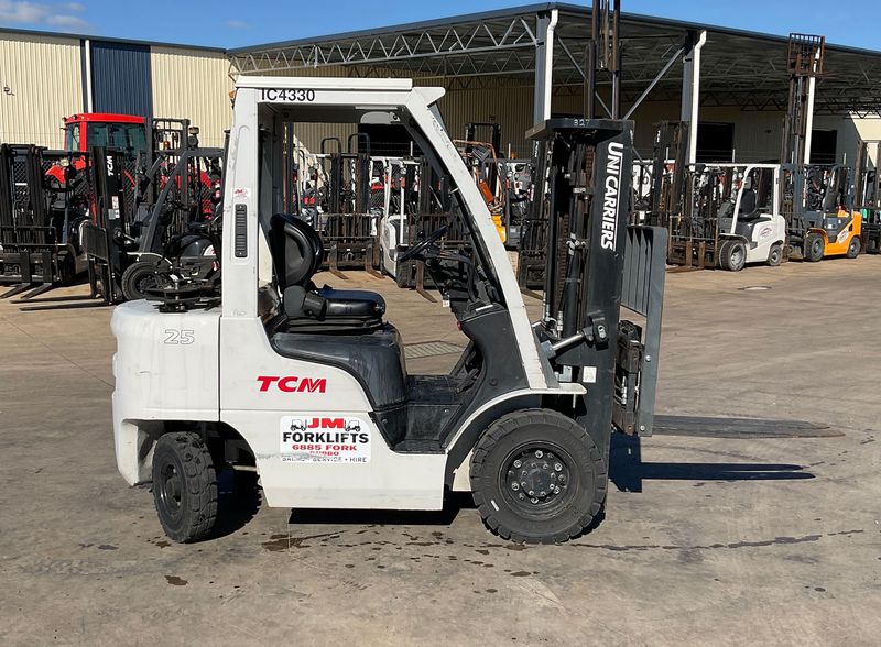 ​2.5t TCM F1 Forklift Gas/Petrol #327