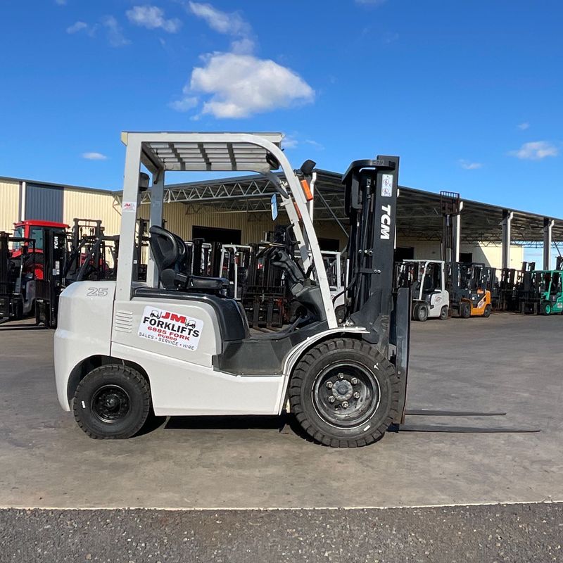 2.5t TCM Diesel Forklift Dual Wheels #372