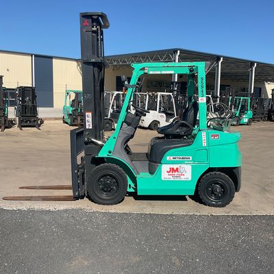 2.5t Mitsubishi Forklift Gas/Petrol #370