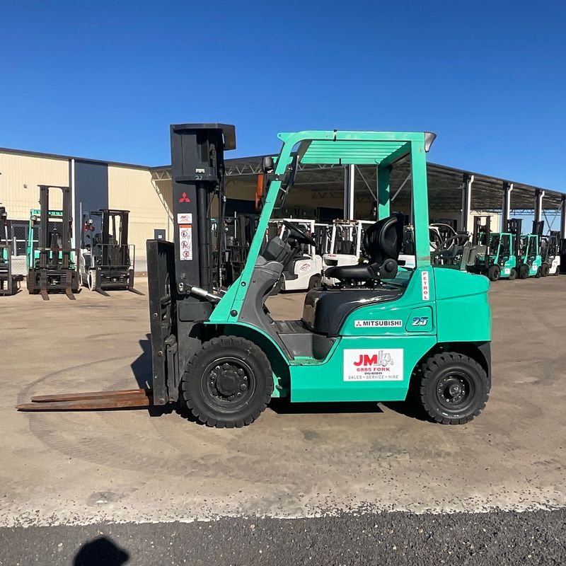 2.5t Mitsubishi Forklift Gas/Petrol #27
