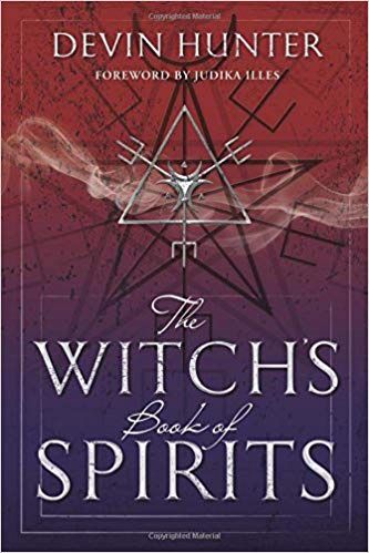 The Witch&#39;s Book of Spirits