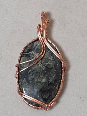Vang Yang's Wire Wrapped Jewelry