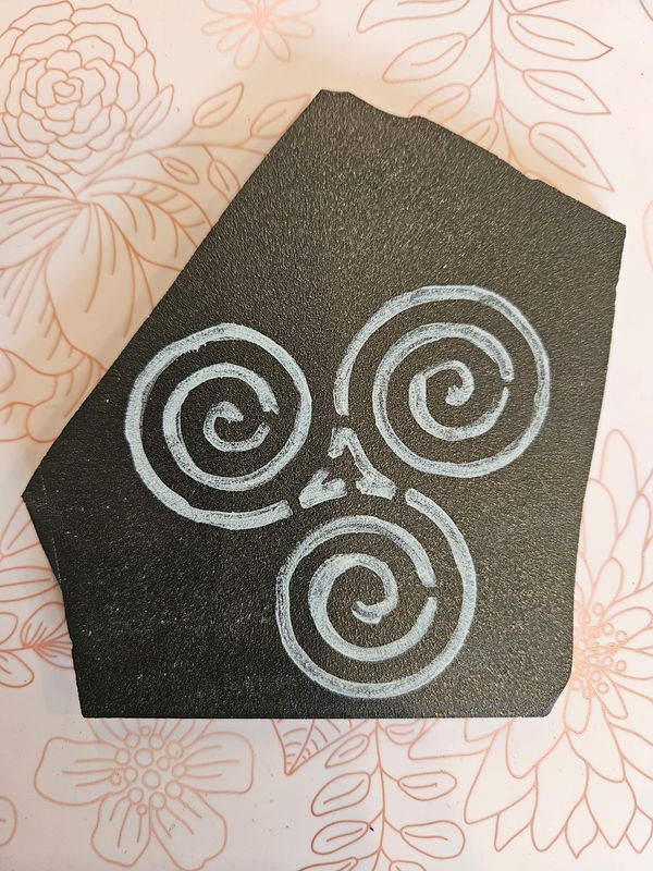 Triskele on Tile