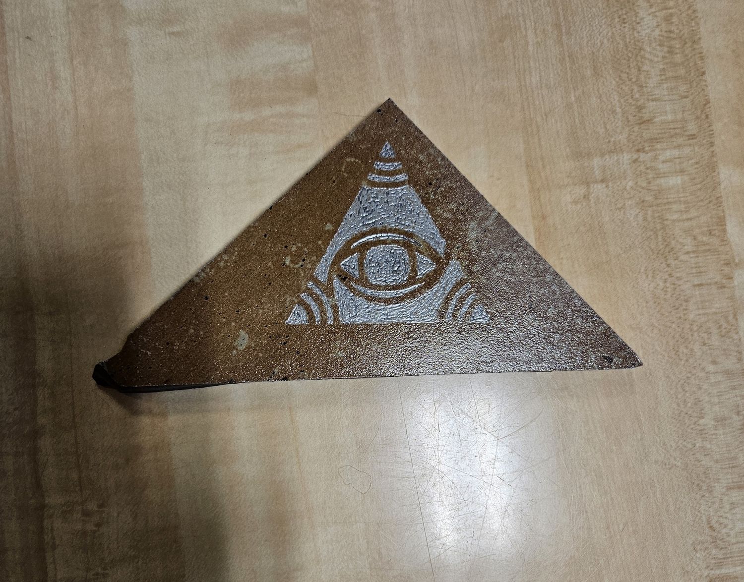 Tr-EYE-angle Altar Tile