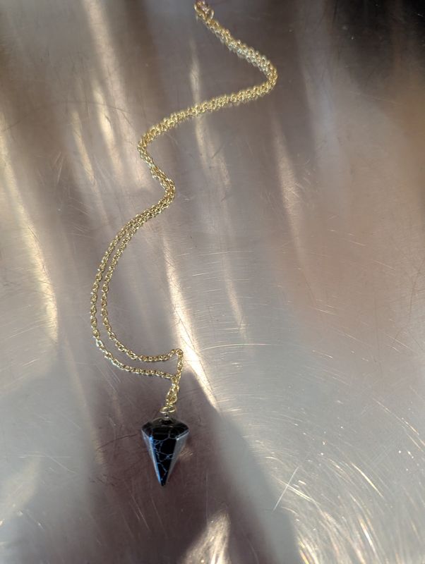 Pendulum Point Necklace