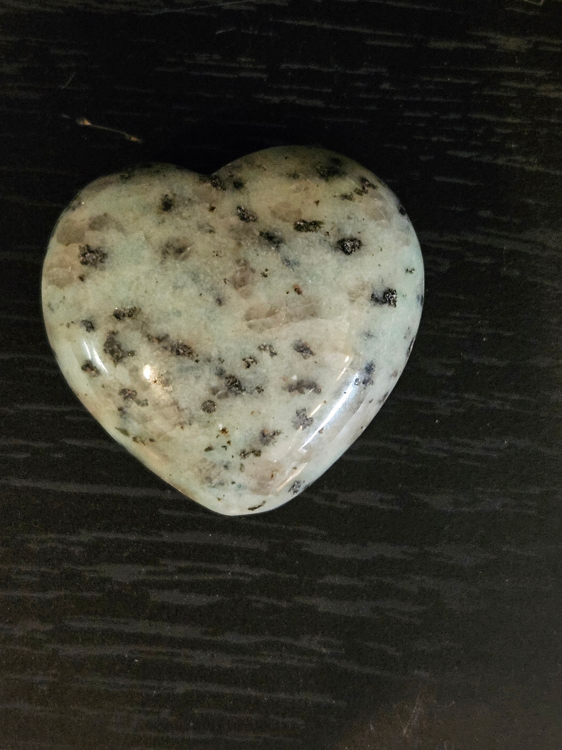 Kiwi Jasper Heart