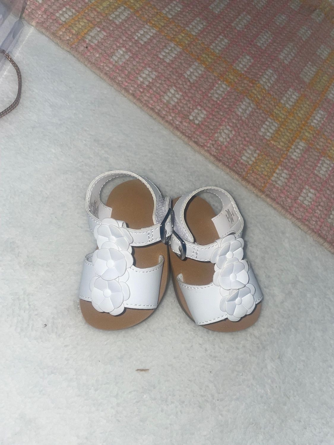 T-STRAP SANDAL WITH FLOWERS, Color: WHITE, Size: 2