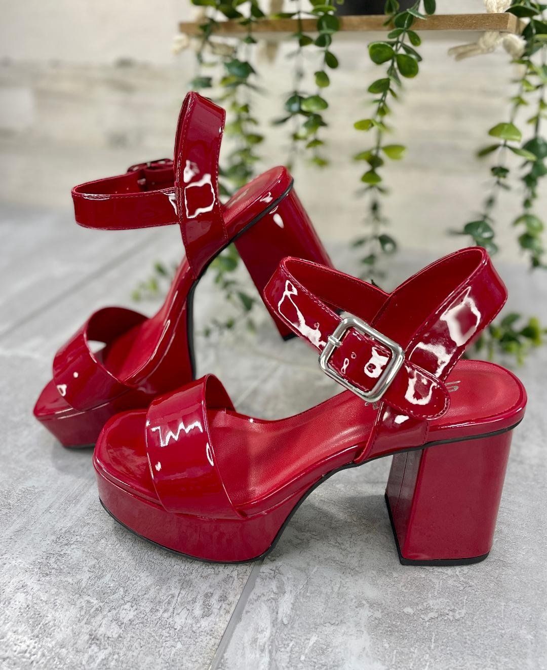 MACEY-S, Color: DARK RED, Size: 5.5