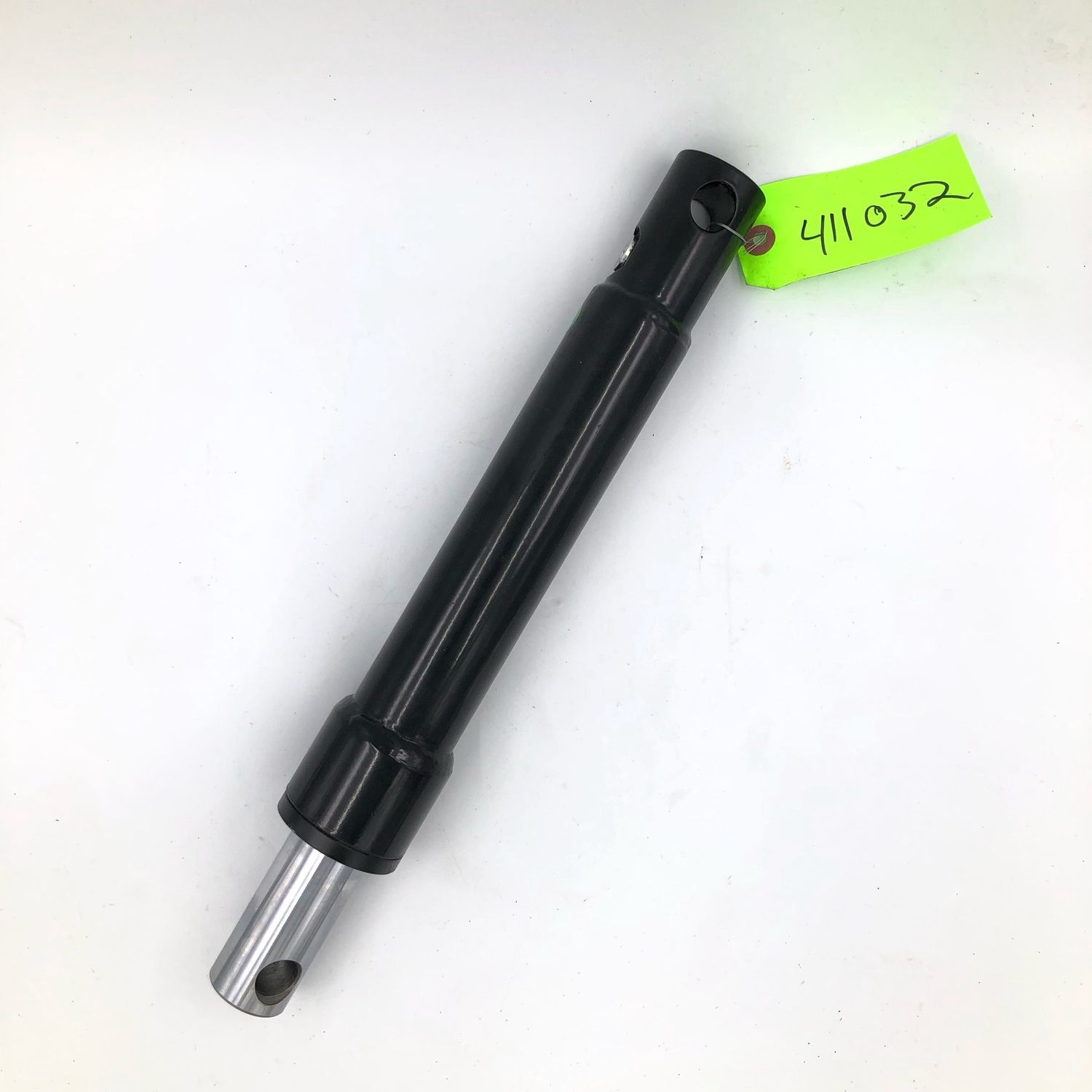411032 - 1.5&#39;&#39; x 8&#39;&#39; Lift Cylin