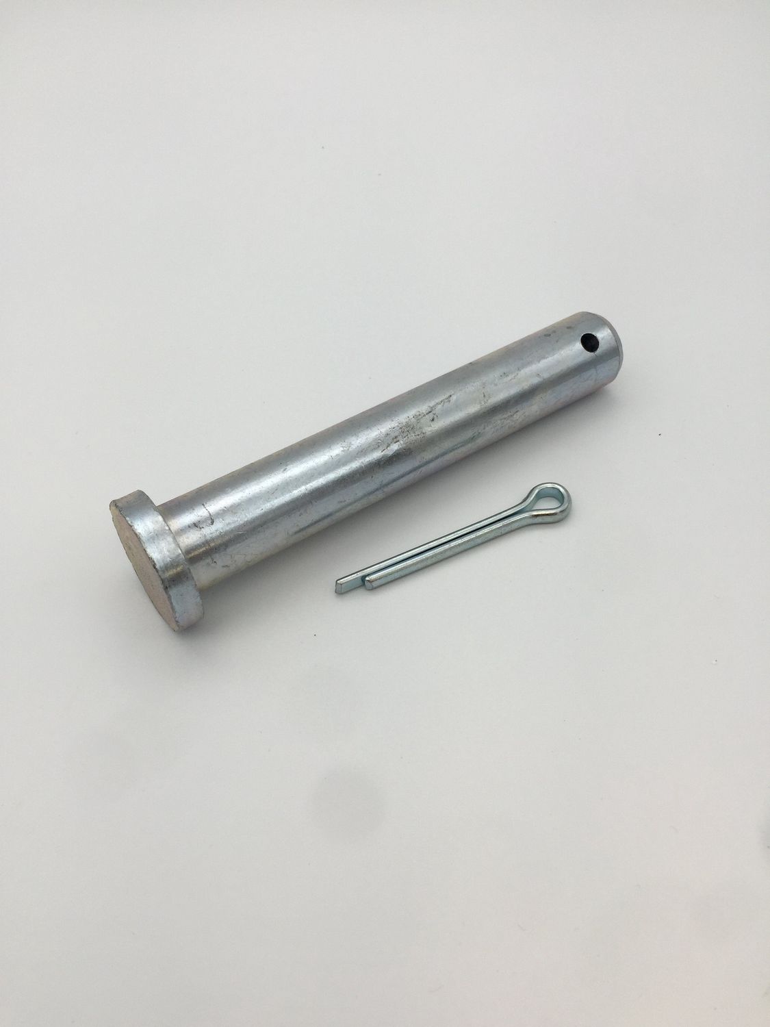 413447 - Pivot Pin with Cotter