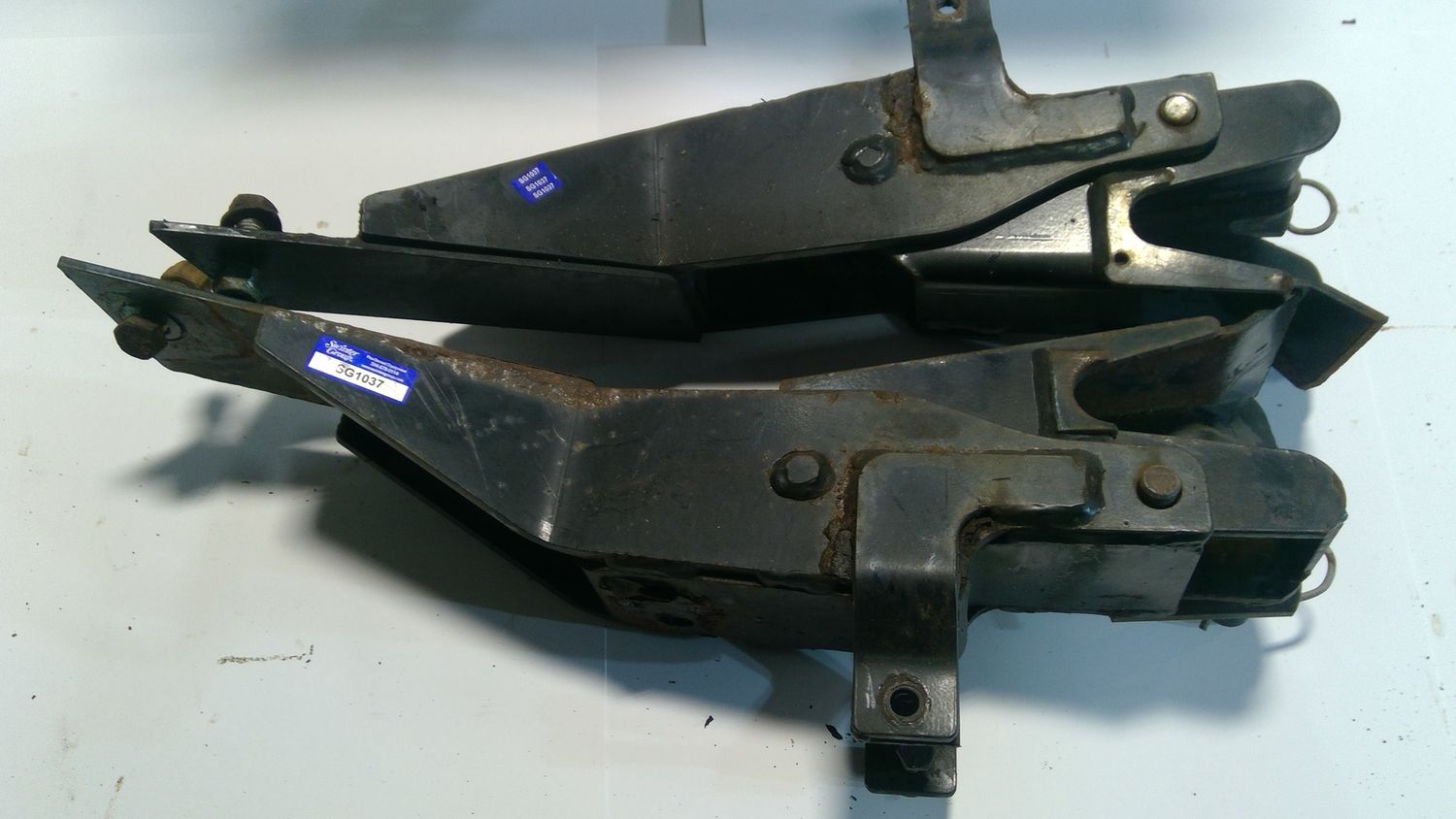 SG-1037  Western plow mount